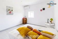 Maison de village rénovée 4/5 pièces 135m² LANCON de PROVENCE (13680) - vaste cour et grange en annexe