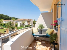 Appartement T3 65m² lumineux avec balcon, garage et cave MEYRARGUES (13)