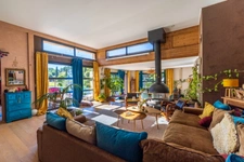 Luxury wooden house, a real gem, 6 rooms, AIX EN PROVENCE - North (13090)