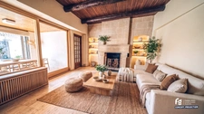 Lançon-de-Provence – Maison de charme T5 de 150 m² avec patio, terrasse panoramique, studio et garage