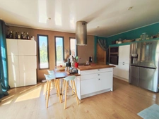 Luxury wooden house, a real gem, 6 rooms, AIX EN PROVENCE - North (13090)