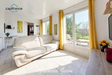 Exclusivité MIRABEAU (84) - Appartement 52m²  3 pièces - Calme absolu et extérieur 180m²