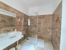 Aix/Luynes Maison T5 de 160m² sur 2500m² - Opportunité de marché à fort potentiel