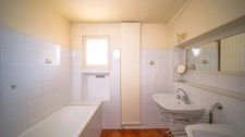 Lançon-de-Provence – Maison de charme T5 de 150 m² avec patio, terrasse panoramique, studio et garage
