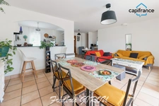 Maison de plain pied 130m² (5 pièces) avec studio, piscine sur 1300m²  AIX / PUYRICARD (13540)