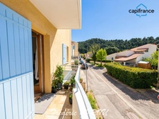 Appartement T3 65m² lumineux avec balcon, garage et cave MEYRARGUES (13)