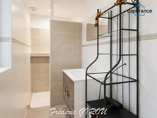 Maison de village rénovée 4/5 pièces 135m² LANCON de PROVENCE (13680) - vaste cour et grange en annexe