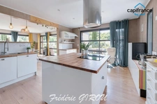 Stunning 6-room wooden house in Aix-en-Provence - Puyricard