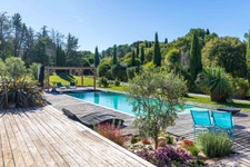 Luxury wooden house, a real gem, 6 rooms, AIX EN PROVENCE - North (13090)