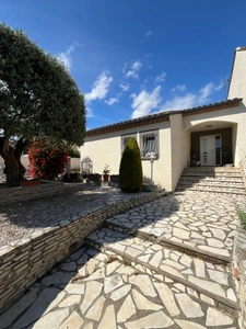 Detached villa with swimming pool in CAZOULS LES BEZIERS (HERAULT, 34)