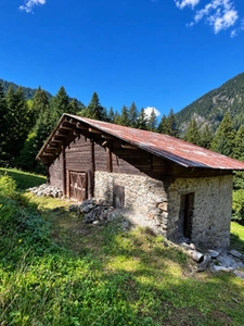 BEAUFORT Sur DORON (73) CHALET D’ALPAGE à Rénover 