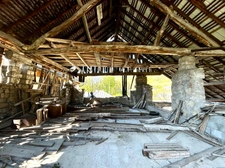 SAINT JEAN DE LA PORTE (73) - GRANGE sur parcelle de 168 m2