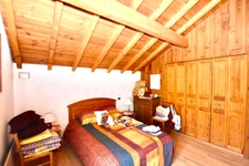 ALBERTVILLE (73) Terrain 8311 m2 - Maison de 189 m2 - Hangars/Garages de 178 m2 