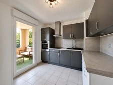 ALBERTVILLE (73) - Appartement type 2 de 44.58 m2 + parking.