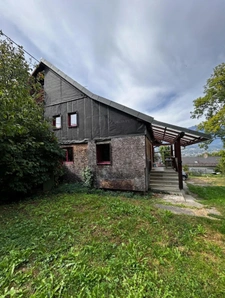 SAINTE HELENE SUR ISERE (73) Maison mitoyenne de 137,56 m2 - Terrain 1740 m2.