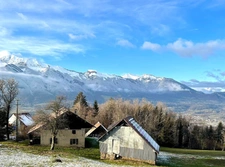 BONVILLARD (73) - GRANGE + MAISON - TERRAIN 2637m2