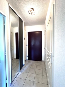 ALBERTVILLE (73) - Appartement type 2 de 44.58 m2 + parking.