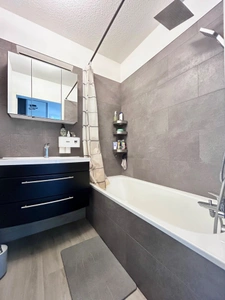 ALBERTVILLE (73) - Appartement type 2 de 44.58 m2 + parking.