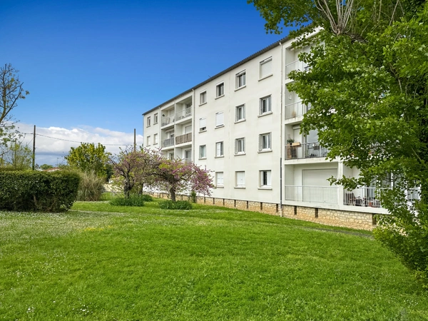 LA ROCHELLE – PETIT MARSEILLE | T3 66 M² AVEC BALCON, PARKING ET CAVE