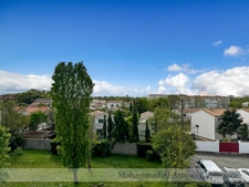 For sale in La Rochelle, 3-room apartment, 67m², parking and cellar