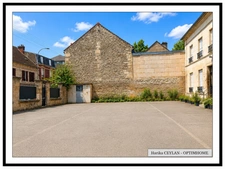 Opportunité d'investissement : immeuble de rapport de 10 appartements à deux pas de la gare de Creil.