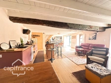 Maison en pierre rénovée 107 m² avec dépendance et terrain de 1 814 m² - Béganne (56)