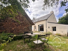 Maison en pierre rénovée 107 m² avec dépendance et terrain de 1 814 m² - Béganne (56)