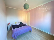 3-bedroom house with garden and basement – ​​Within walking distance of the train station and town center (Redon)