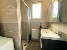 3-bedroom house with garden and basement – ​​Within walking distance of the train station and town center (Redon)