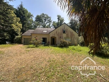 Maison familiale de 225 m² avec dépendance sur 3 022 m² - Domaine de Carheil à Plessé