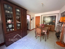 Maison familiale de 225 m² avec dépendance sur 3 022 m² - Domaine de Carheil à Plessé