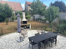 A VENDRE MAGNIFIQUE MAISON EN MEULIERE AU COEUR DE LA VILLE  BROU SUR CHANTEREINE (77)