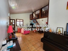 Maison4 pièces avec terrasse et jardin – au Lamentin (972)