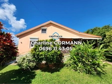 Maison4 pièces avec terrasse et jardin – au Lamentin (972)