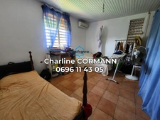 Maison4 pièces avec terrasse et jardin – au Lamentin (972)
