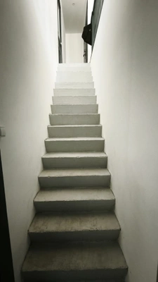 MILLERY – Maison de 82 m² avec terrasse, 2 garages et 130 m² à aménager