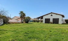 Grange et vaste terrain de 1135 m² – Potentiel d'agrandissement – Lavernose-Lacasse
