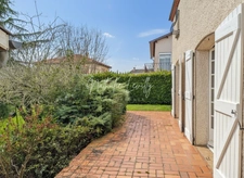 MAISON FAMILIALE DE CARACTÈRE 211 m² – 5 CHAMBRES – TERRAIN 1060 m² PISCINABLE – SAINT-JEAN (31240)