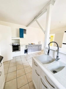 🏡 Maison de plain-pied 137 m² – 3 chambres – Véranda – Garage – Terrain clos de 620 m² 🌳 à Ruelle