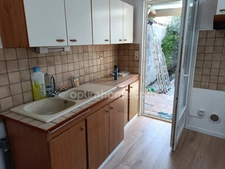  Maison de ville rénovée de 95 m² – 4 chambres – Cour et garage – Centre-ville RUELLE SUR TOUVRE (16)