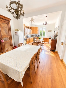 🏡 Maison de caractère 7 pièces – 200 m² – Jardin 869 m² – Angoulême