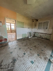 Maison 8 piéces à rénover de 200 m² avec permis accepté pour création de 2 logements – Moulidars (16290)