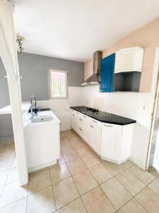 🏡 Maison de plain-pied 137 m² – 3 chambres – Véranda – Garage – Terrain clos de 620 m² 🌳 à Ruelle