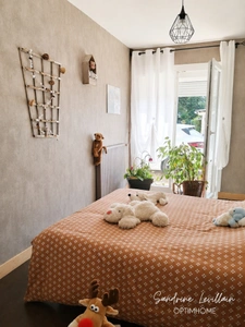 Maison à vendre 7 pièces BEAUMONT LE ROGER (27)