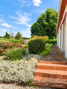 Maison à vendre 7 pièces BEAUMONT LE ROGER (27)