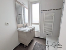 Appartement à louer 4 pièces meublé en dernier étage COLOMBES (92)