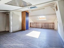 maison atypique avec grande surface exploitable