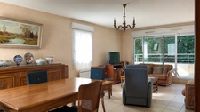 Appartement à vendre 4 pièces VANNES (56) avec deux garages