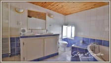 Capestang – Maison en pierre 7 pièces avec local indépendant et terrasse tropézienne