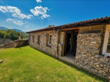Propriete à vendre 8 pièces MONTEGUT (65)